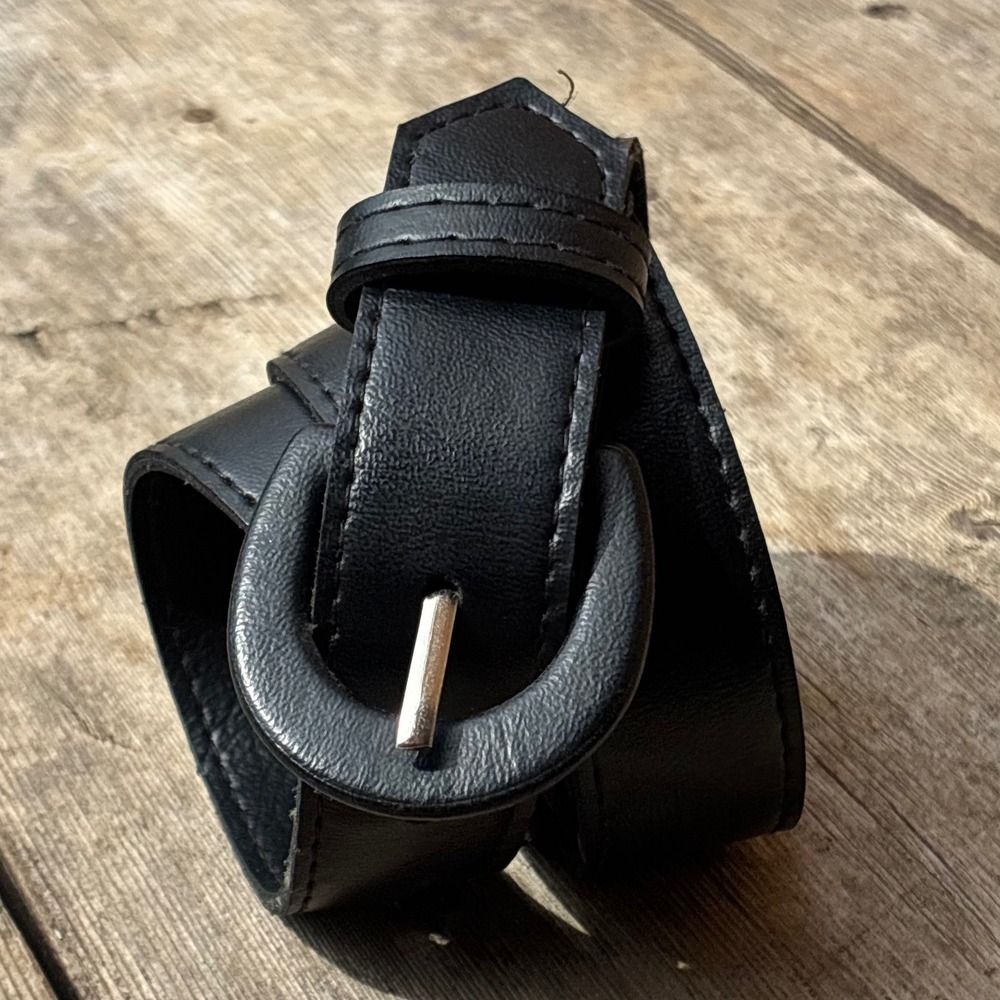 Vintage 80s Astor Black Faux Leather Belt Oval Buckle 33" Retro Mod Vegan
